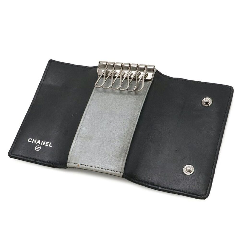 Chanel Camellia Coco 6-Key Case - Picture 5 of 8